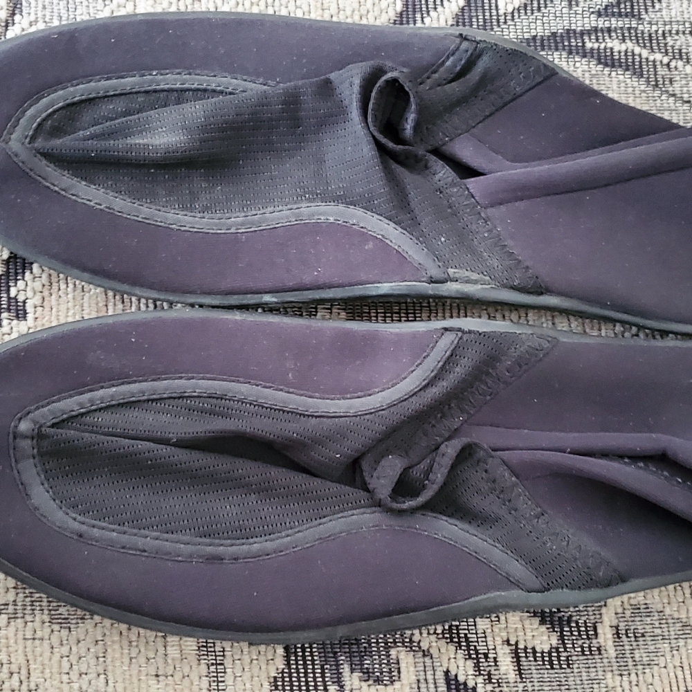 Islander water shoes